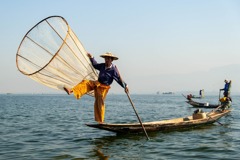 インレー湖（２）
