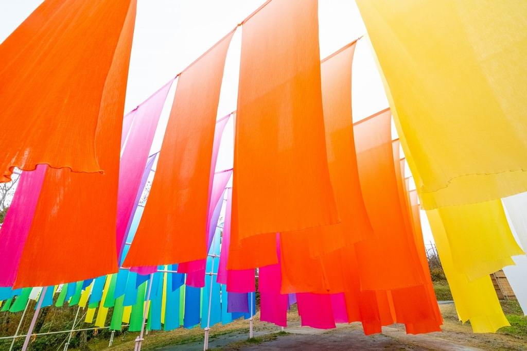 虹のカーテン（２）