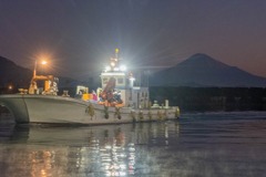 焼津港の夜明け（17）