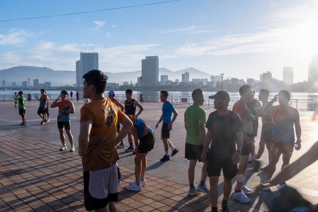 ミーケビーチの夜明け（５）