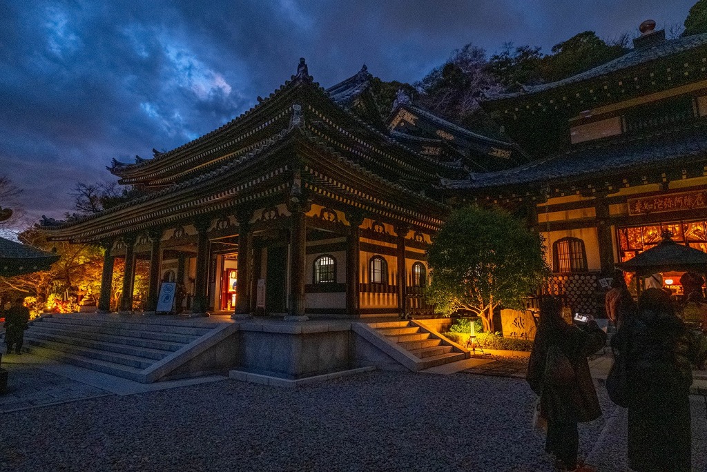 夜の長谷寺（７）