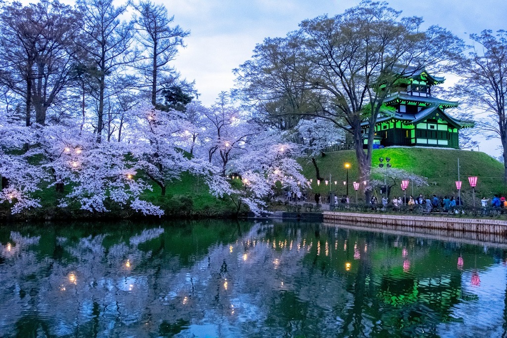 夕暮れの高田城（１）