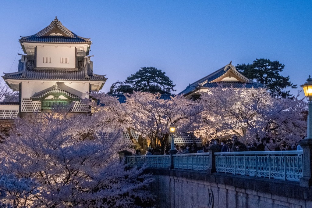 夕暮れの金沢城（５）