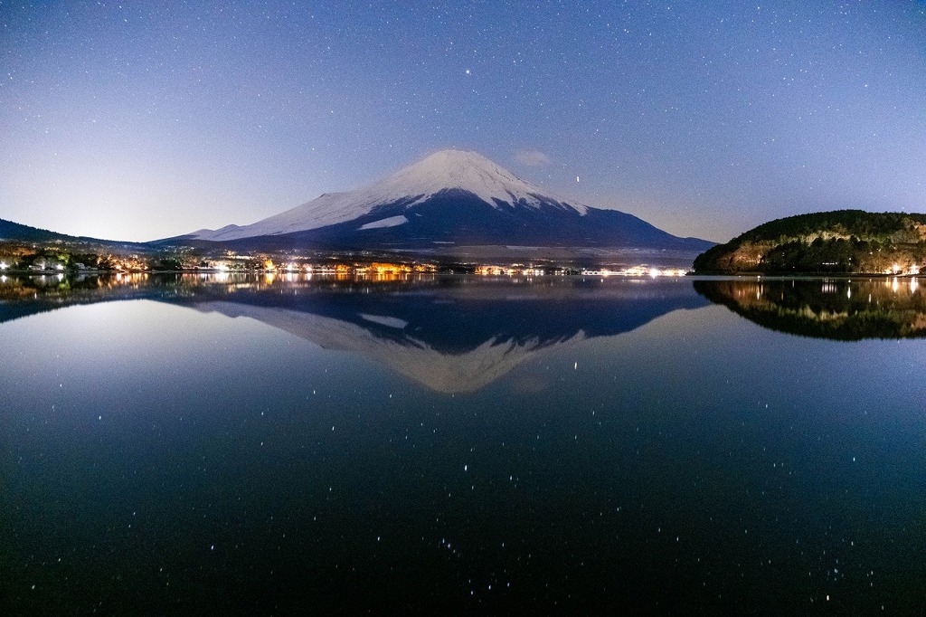 山中湖の夜（２）