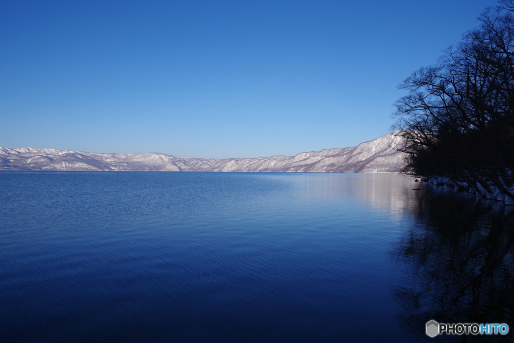 青の十和田湖