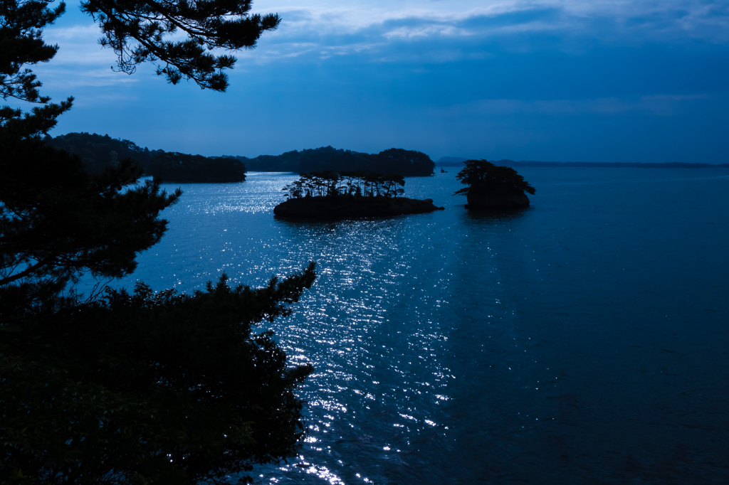 松島湾　雄島　輝き