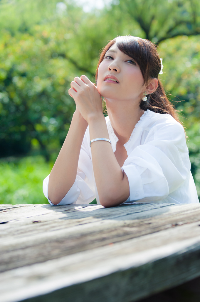 大人の女へ　ポートレート　少しだけ悲しげ・・・