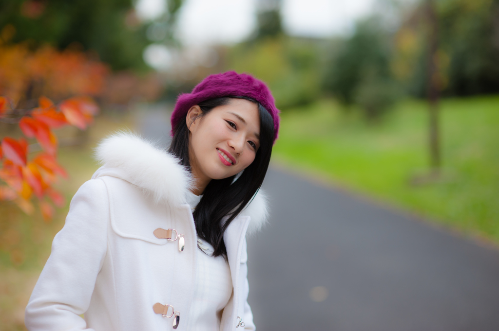 ポートレート　白の華　まぶしい曇日