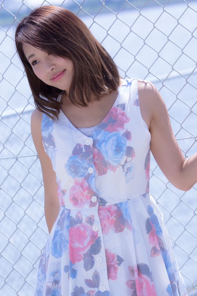 ポートレート　ワンピ　夏風