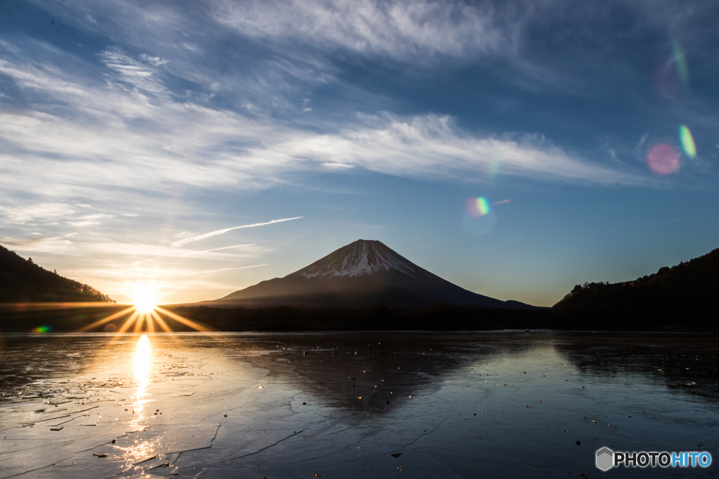 精進湖の日の出 By Edyfuji Id 写真共有サイト Photohito