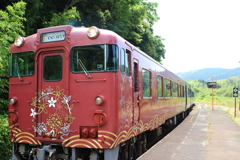 〇〇特牛駅