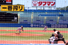平日・神宮球場