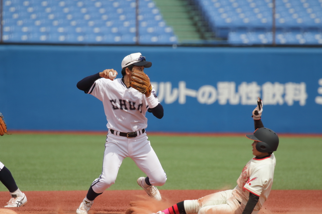 2塁ベースの攻防
