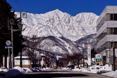 白銀の山