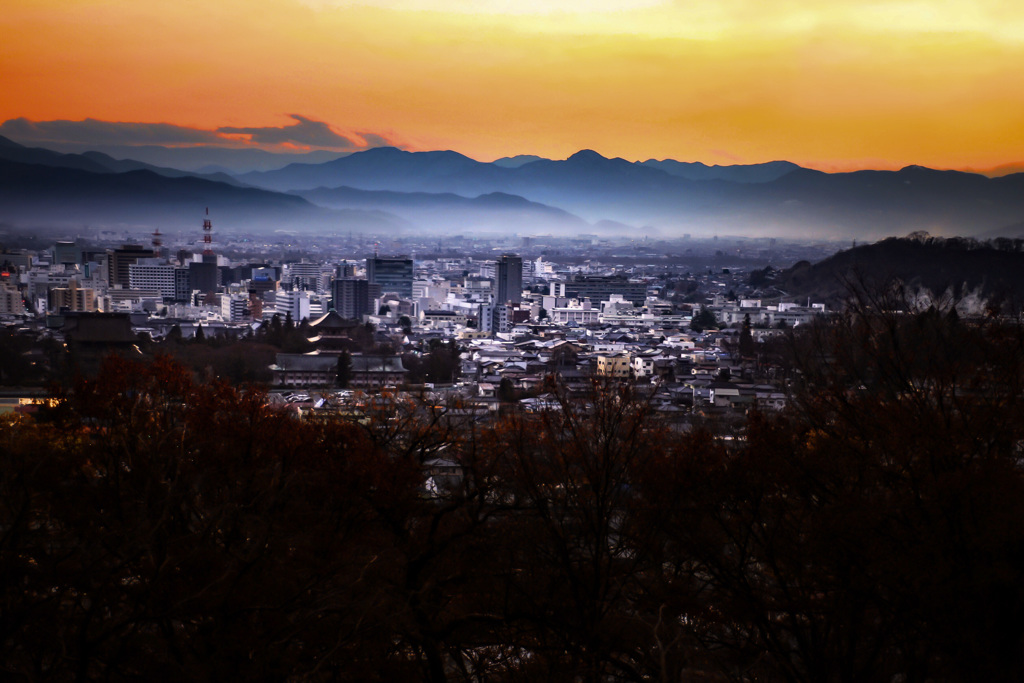 夕暮れ ～善光寺平～