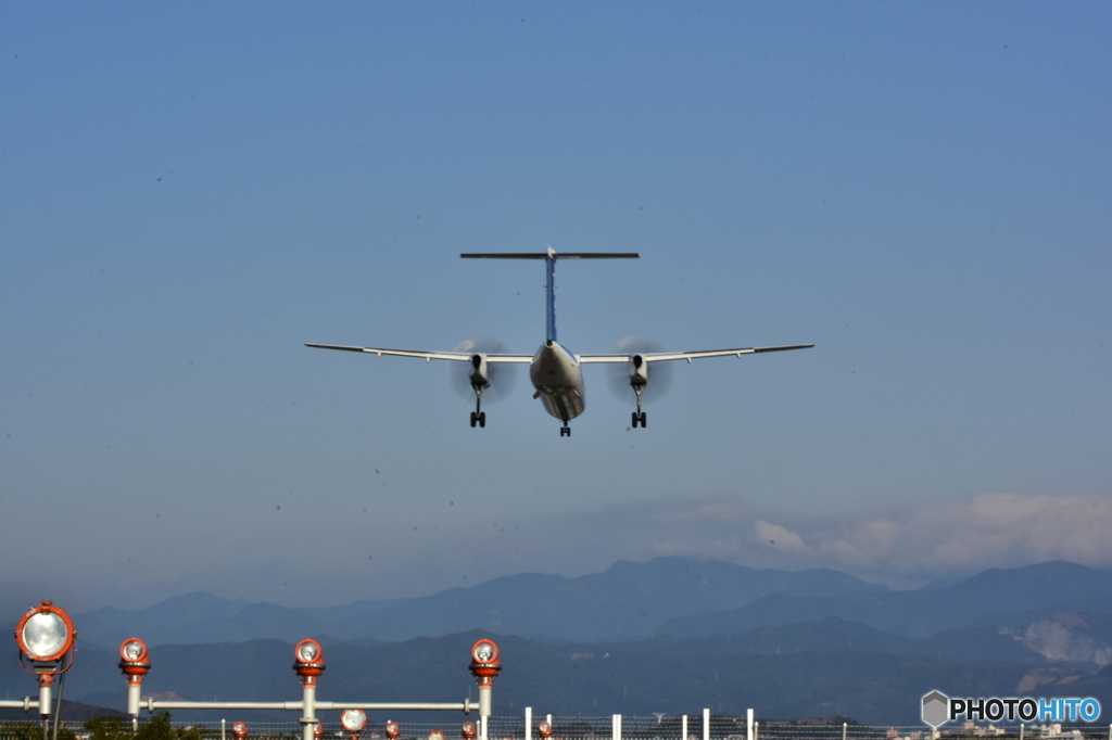 プロペラ機