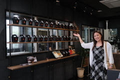 ビーチにしめや