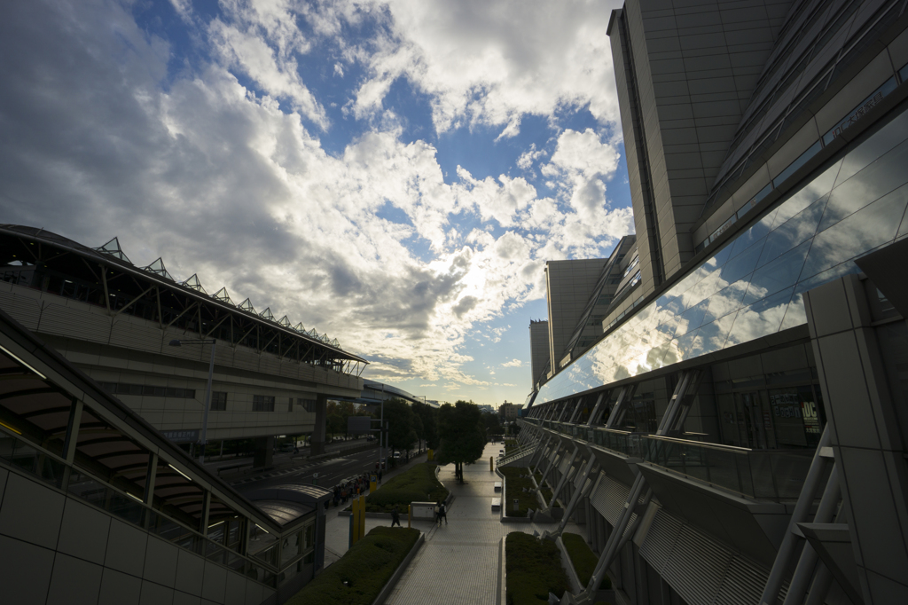 侵広の空