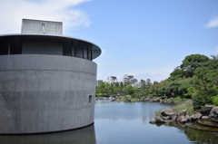 しながわ水族館　アザラシ館と池
