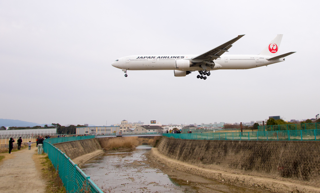 777-300がくるよー