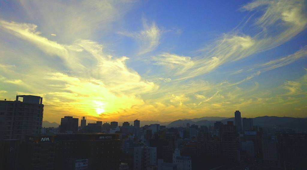 本日の夕焼け空と雲