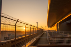 広島空港展望デッキの夕暮れ