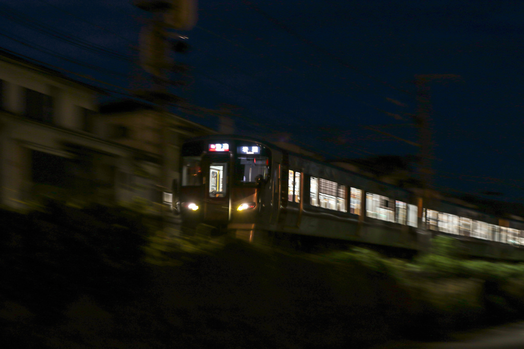 電車のあるいつもの日常