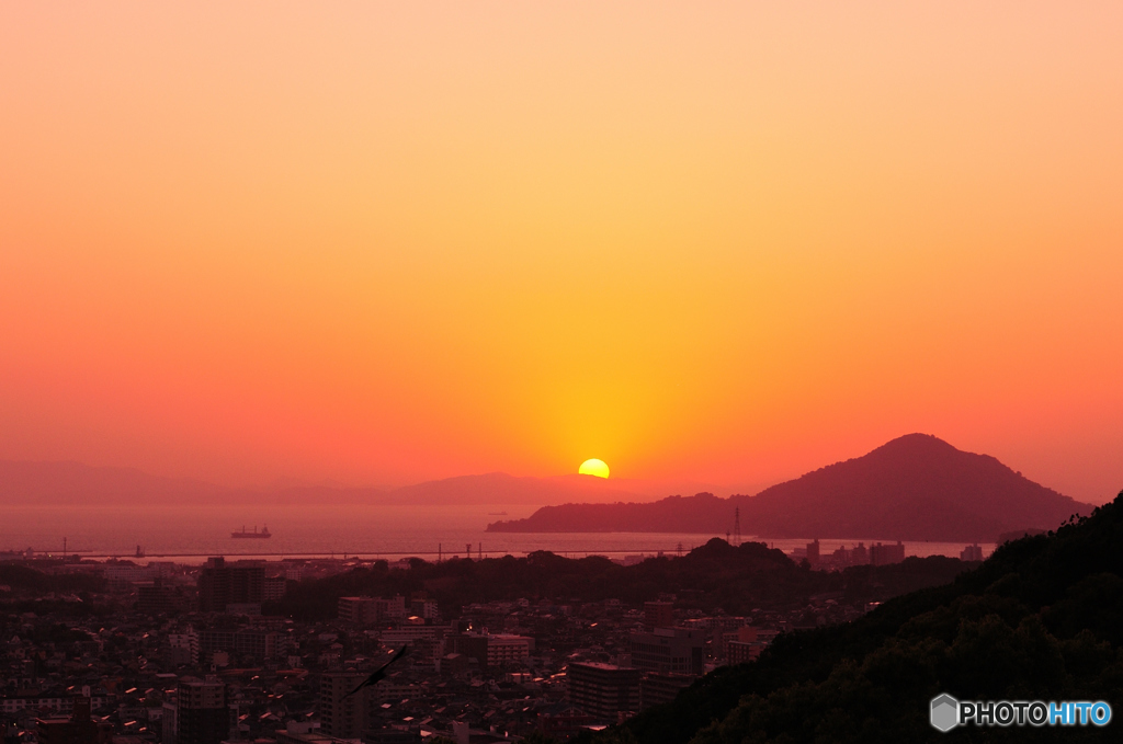 松山城の夕日