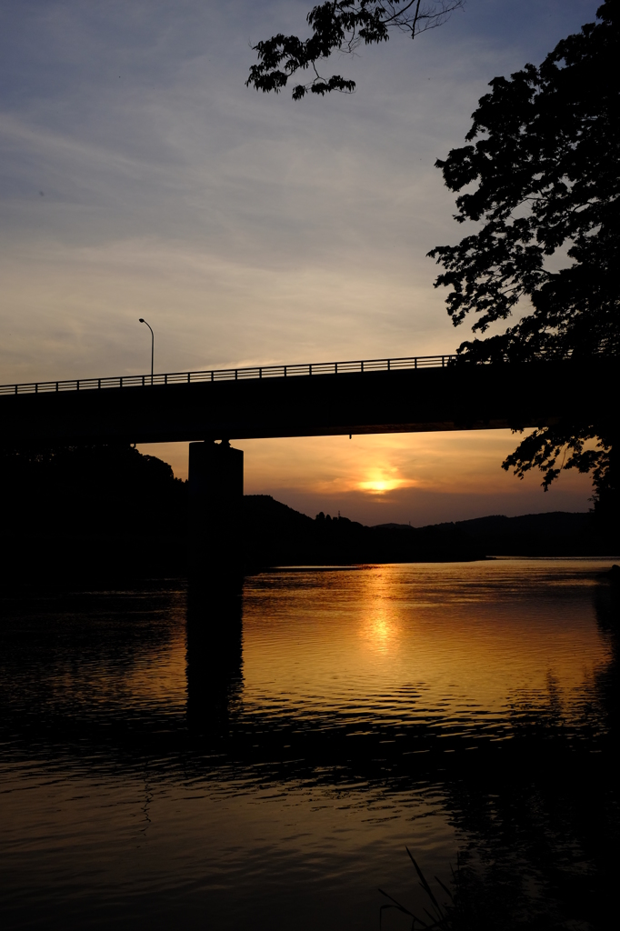 夕暮れの橋　その4