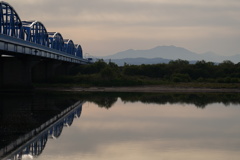 朝の信濃川