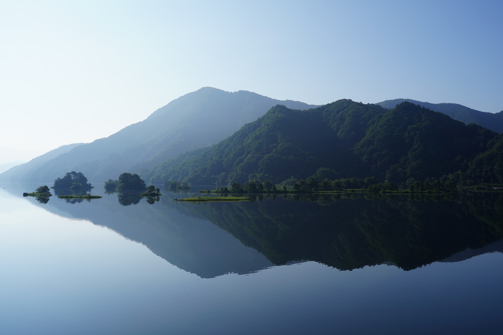 静かな湖畔