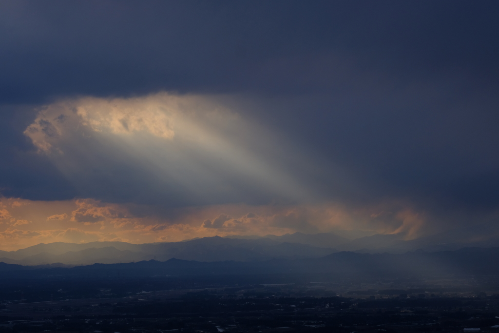 雲間からの光 その2