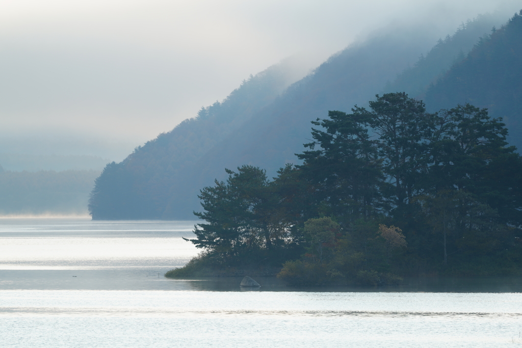 湖の目覚め2