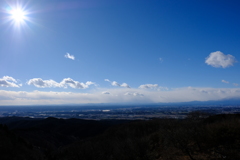 遠くの雪雲