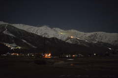 早春の白馬村夜景
