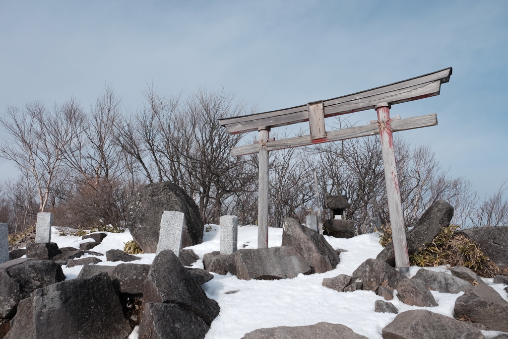 黒檜山山頂の鳥居