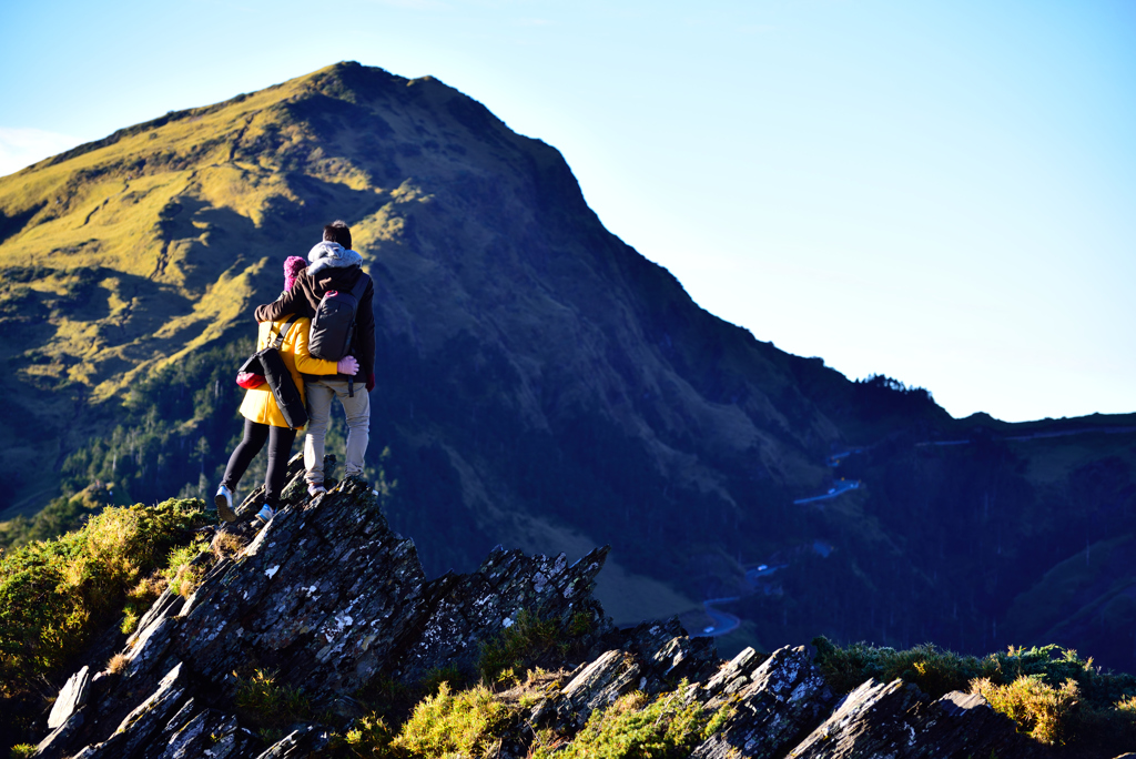 台灣 合歡山 登山情侶