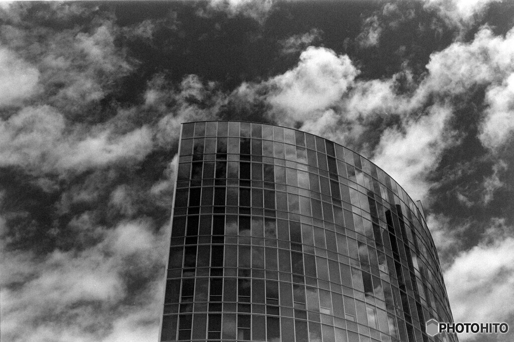 半円ビル（フィルム）