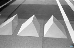 ゆるゆる行け　道路標示