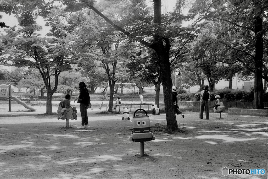 公園　昼下がり