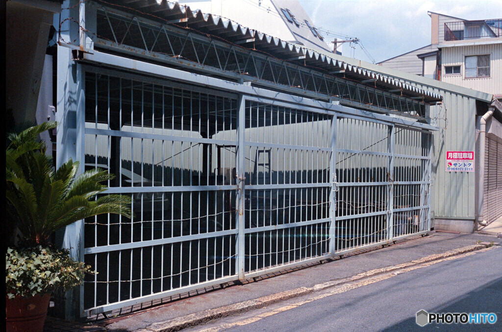 下町の駐車場