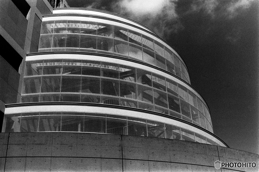 使われることのない半円テラス（フィルム）