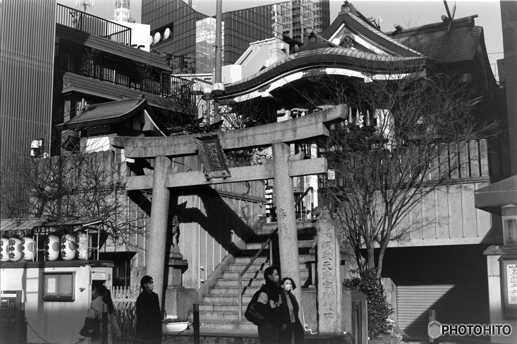 御旅所　綱敷天神社