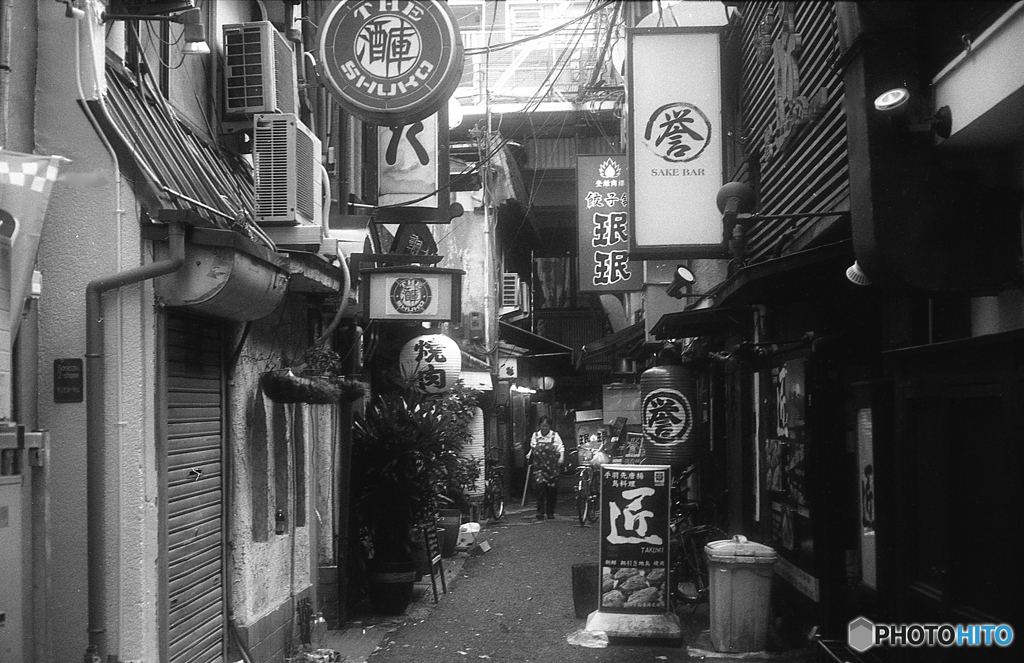 餃子舗ミンミンがある路地