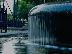 足でもつけようか