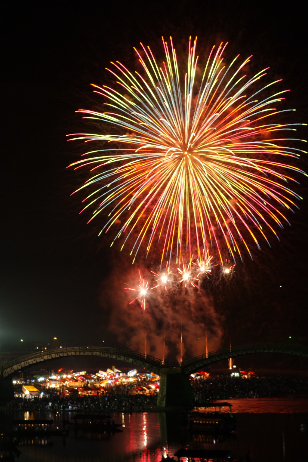 錦川水の祭典 錦帯橋花火大会 ２０１７ By Airx100 Id 写真共有サイト Photohito