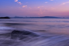 海峡の夜明け