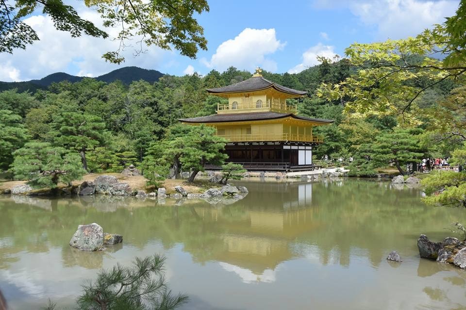 鹿苑寺