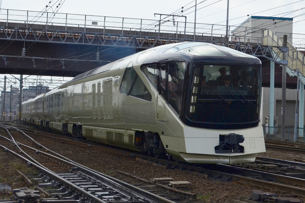 JR東日本 四季島