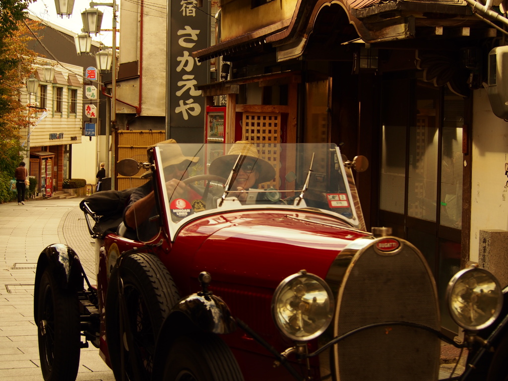 クラシックカーの祭典〝La Festa Mille Miglia〟